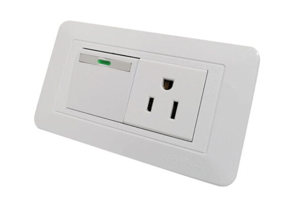KARLUZ - INTERUPTOR + TOMA POLO A TIERRA - S-GREEN BLANCO